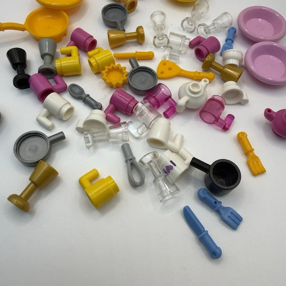 LEGO 50 Piece Kitchen Accessories Lot - Plates, Cups, Pans, Silverwear 001 - Picture 2 of 6